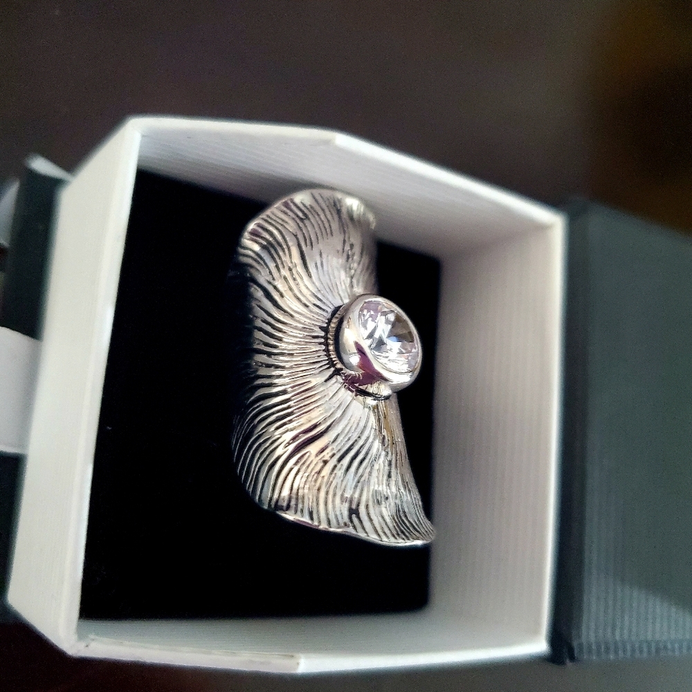 Rhodium over sterling silver ring - Picture 3 of 8